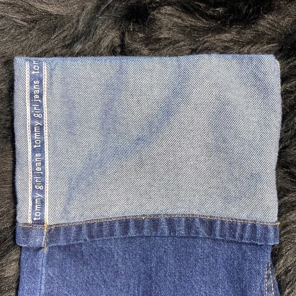 Vintage Tommy Girl Dark Wash Cropped Jeans - Picture 4 of 9